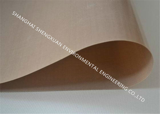 Bande de conveyeur de téflon de couleur de Brown, bande de conveyeur à hautes températures avec l'adhésif de silicone